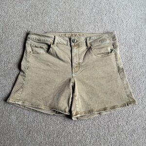 American Eagle 14 Midi Shorts Super Stretch Tan Khaki